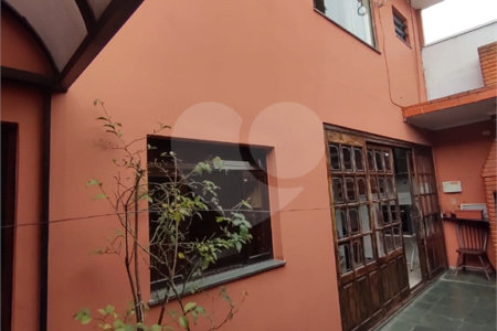 Casa com 300m² , 4 dormitórios , sendo 2 suítes , 5 vagas , à venda no bairro Curuçá , em Santo André.
