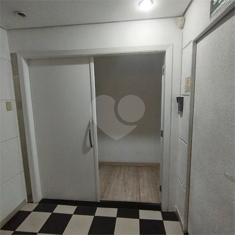 Sala comercial para locação no Jardim Paulista, 90 m², 2 vagas de garagem