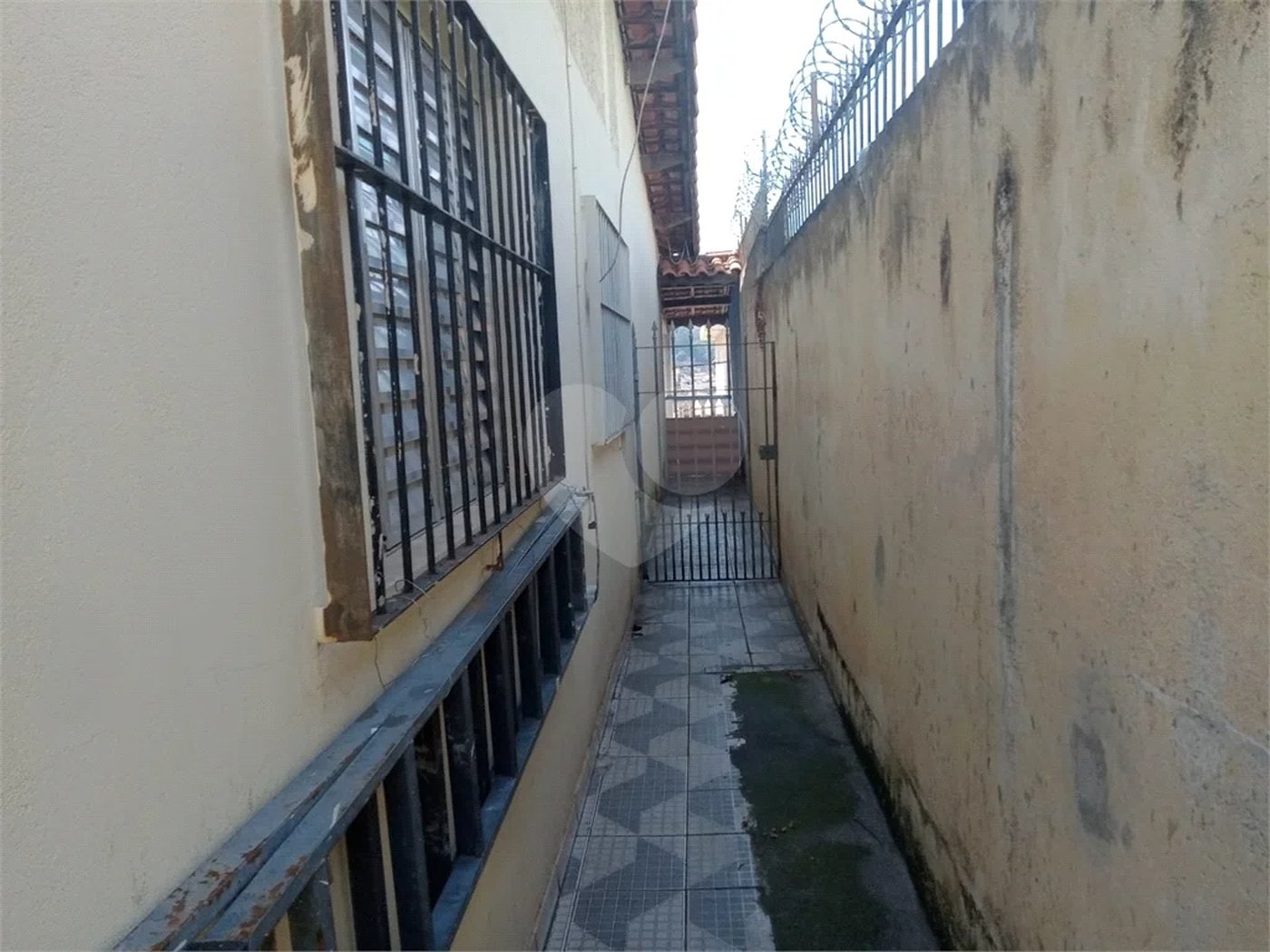 Sobrado à venda com 4 quartos em Vila Continental, São Paulo, SP