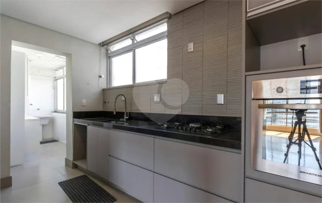 Apartamento à venda 97 m², 2 dormitórios, 1 vaga no Jardim Paulista - São Paulo/SP.