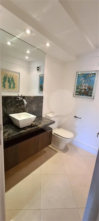 Apartamento à venda no Campo Belo com 110m², 03 dormitórios sendo 01 suite, 2 vagas - São Paulo/S