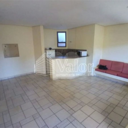 Casa Sobrado com piso cerâmico, com 3 dormitórios no Jardim Ricetti