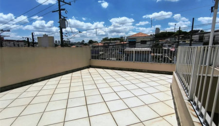 Sobrado à venda com 3 quartos, sendo 1 suíte, em Vila Polopoli, São Paulo, SP