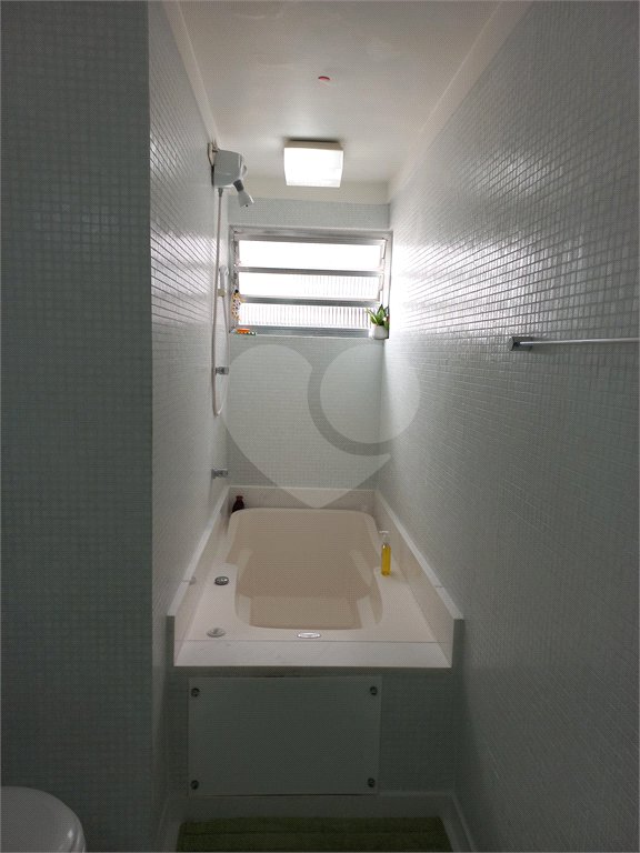 Apartamento com 88m², 3 dormitórios e 2 suítes próximo ao Parque do Ibirapuera e Metrô Ana Rosa.
