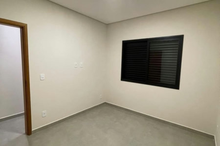 Casa à venda com 3 quartos, sendo 1 suíte, em Jardim Marambaia, Jundiaí - SP
