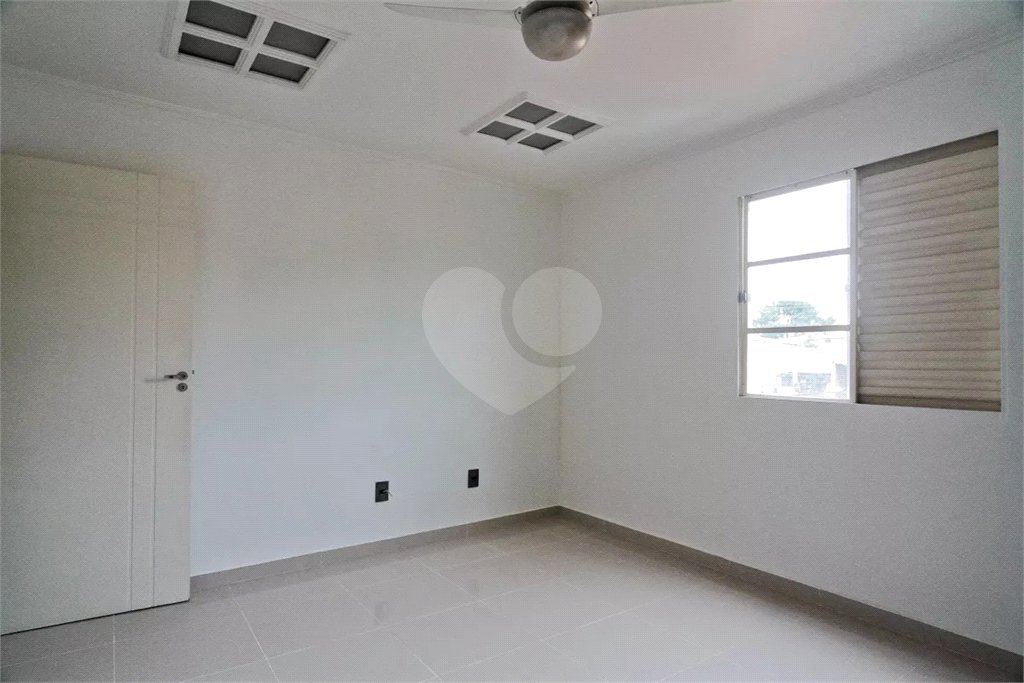 Casa para alugar com 211m², 3 quartos Sem Vaga -Vila Boaçava - São Paulo