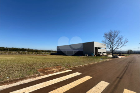 Terreno Comercial á venda em Parque tecnológico Damha II, em São Carlos.