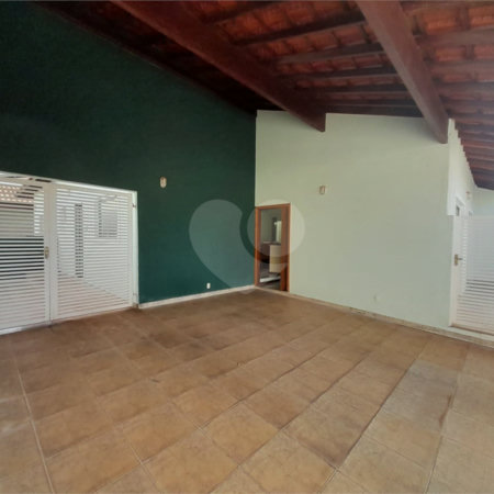 Casa à Venda no Residencial Eldorado - São Carlos