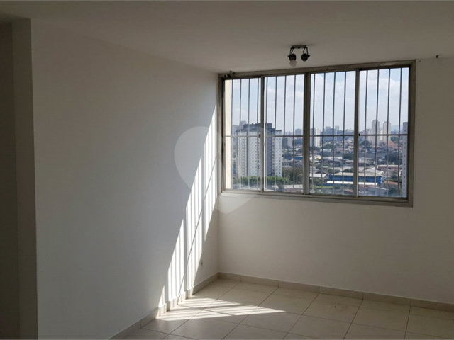 Apartamento à venda com 3 quartos, sendo 1 suíte,  em Parque Novo Mundo, São Paulo, SP