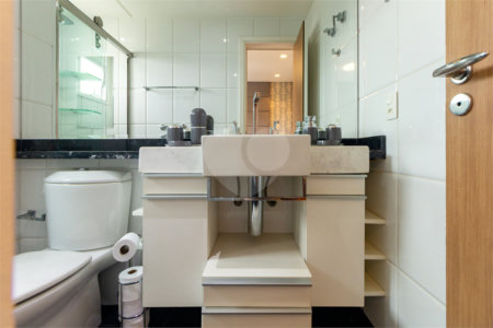 Apartamento de Alto Padrão à Venda na Vila Mariana com 190m², 3 Suítes e Vista para o Parque Ibirapuera