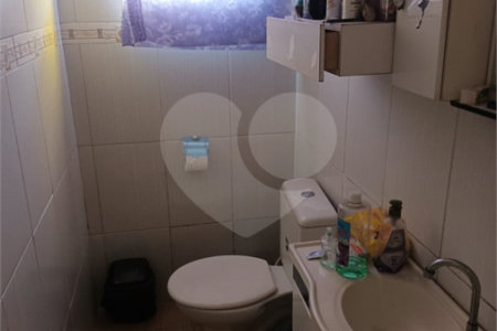 Casa com 198m², 3 dormitórios, sendo 1 suíte, 3 vagas, à venda na Vila Matilde.