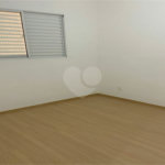 Apartamento no Residencial Flor de Liz
