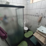 Casa Térrea com 3 dormitórios, sendo 1 suíte.