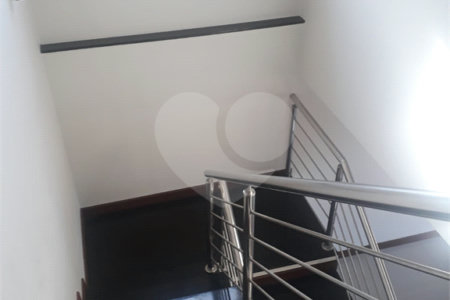 Excelente casa para venda no Parque Fher