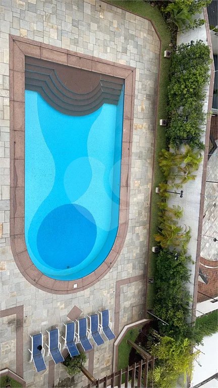 Apartamento com terraço 385m² 03 dormitórios sendo 2 suítes 5 vagas..Estuda Permuta.