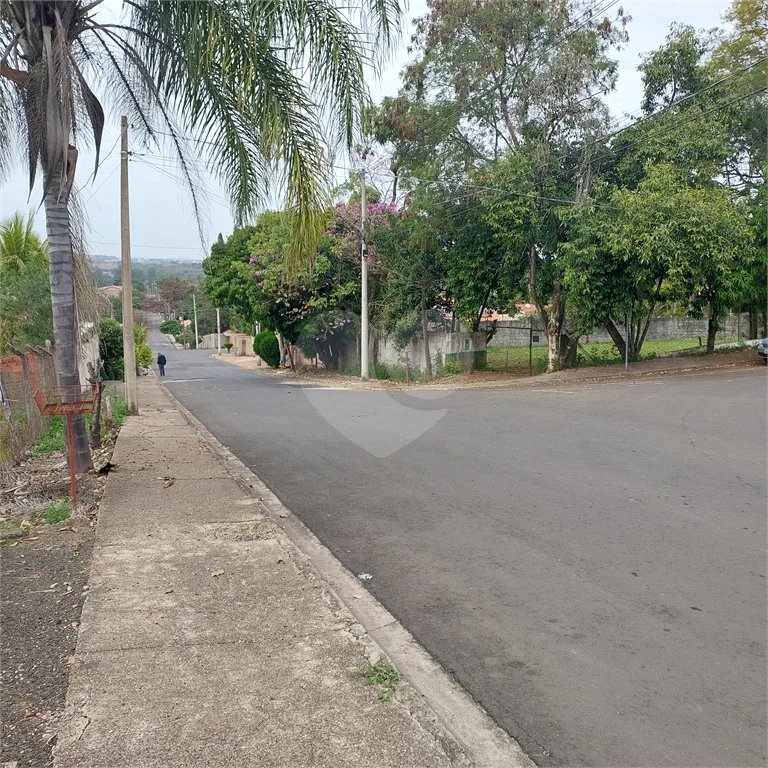 Terreno à venda no Estância Lago Azul, Piracicaba-SP.
