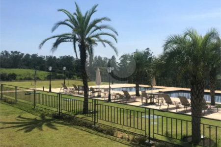 Indaiatuba - Villa dos Pinheiros - terreno com 680,37 ms - R$ 1.490.000,00 - condominio - R$ 1.450,00 - iptu - R4 520,00 - Com segurança inteligente, fiação e internet por fibra ótica subterrâneas, gás encanado e uma exuberante área verde preservada com nascentes naturais, Salão de festas, lounge