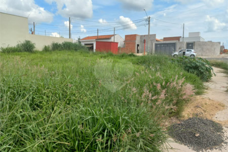 Terreno com 250,00 m² .