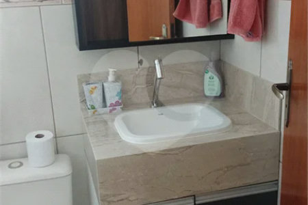 Apartamento com 80m² , 2 dormitórios , sendo 1 suíte , 1 vaga , à venda na Vila Tibiriça , em Santo André.