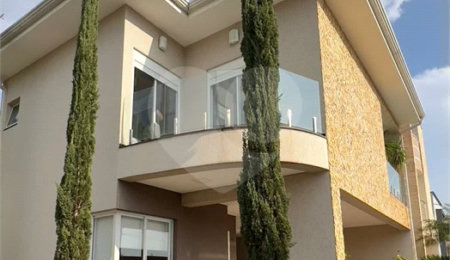 Casa à venda com 3 suítes no condomínio Golden Park, Hortolândia - SP