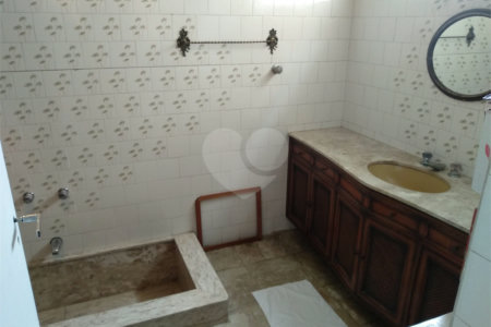 Sobrado à venda com 3 quartos, sendo 1 suíte, em Vila Mascote, São Paulo, SP