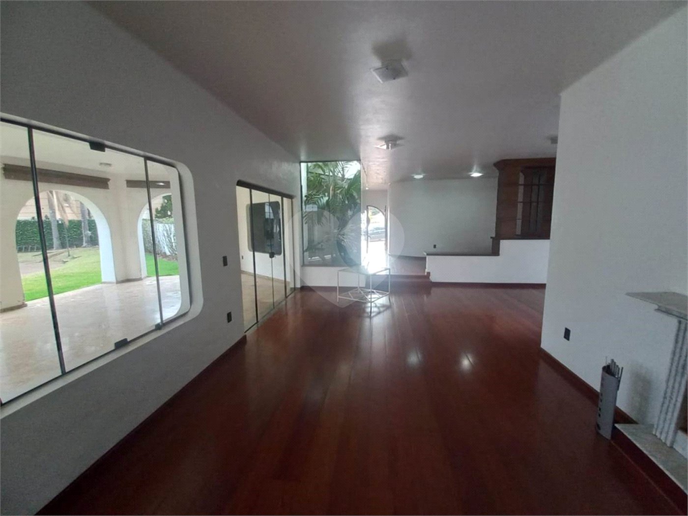 Casa térrea no Condomínio Faber I.