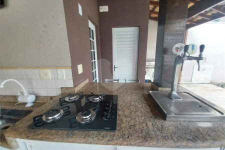 Casa Térrea Disponível para Locação e Venda no Condomínio Vilaggio Capriccio