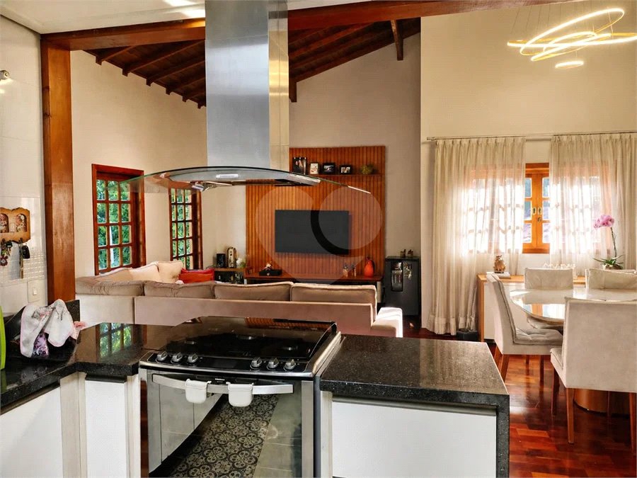 Casa com 2 dormitórios à venda, 156 m² - Guaçu - São Roque/SP