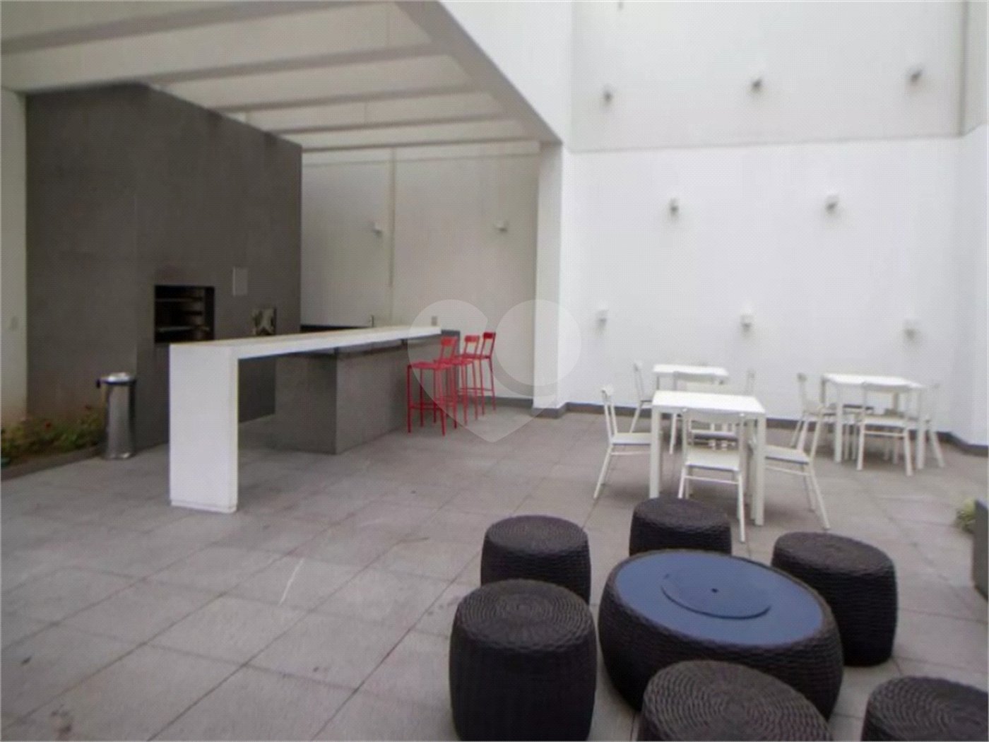Excelente apartamento de 35m², mobiliado e com vaga, na Consolação