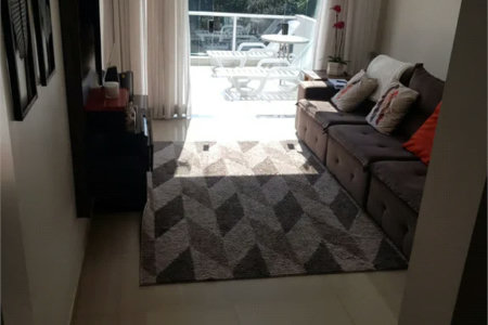 Sobrado à venda com 3 quartos, sendo 1 suíte, em Jardim Olympia, São Paulo, SP