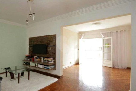 Apartamento de 84m2 com 2 Quartos e 1 banheiro à Venda na Bela Vista