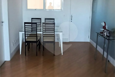 Apartamento na Vila Mascote | 1 dormitório | 1 vaga | Varanda