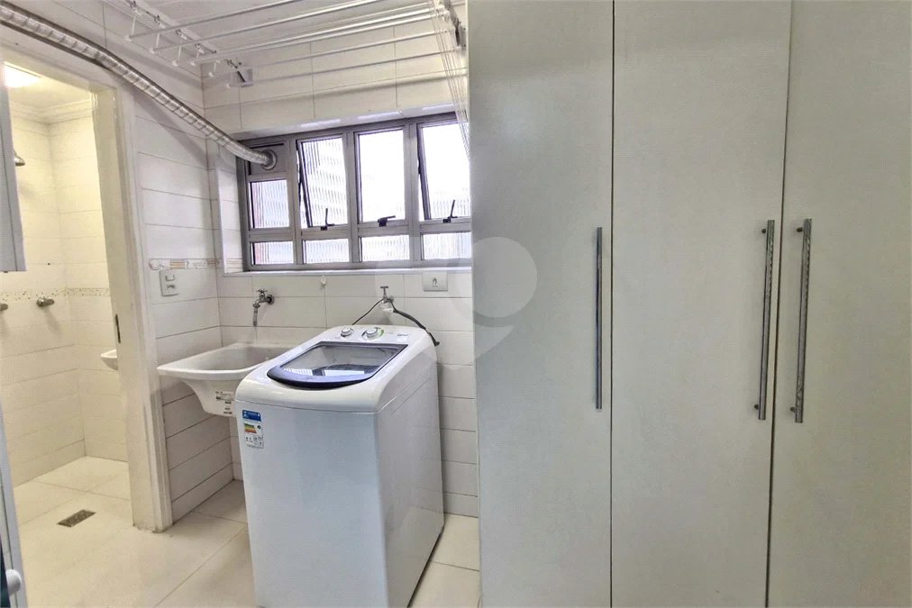 ÓTIMO APARTAMENTO 76 m² ÚTEIS REFORMADO 1 VAGA DE GARAGEM