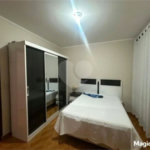 Casa com 200m² , 5 dormitórios , sendo 1 suíte , 3 vagas de garagem , à venda em Guarulhos.
