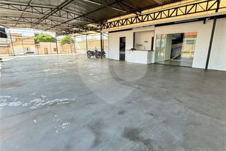 Galpão comercial no Centro para venda ou locação