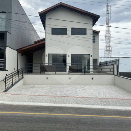 Salão Comercial para Locação - 260 m2 - Vinhedo - SP