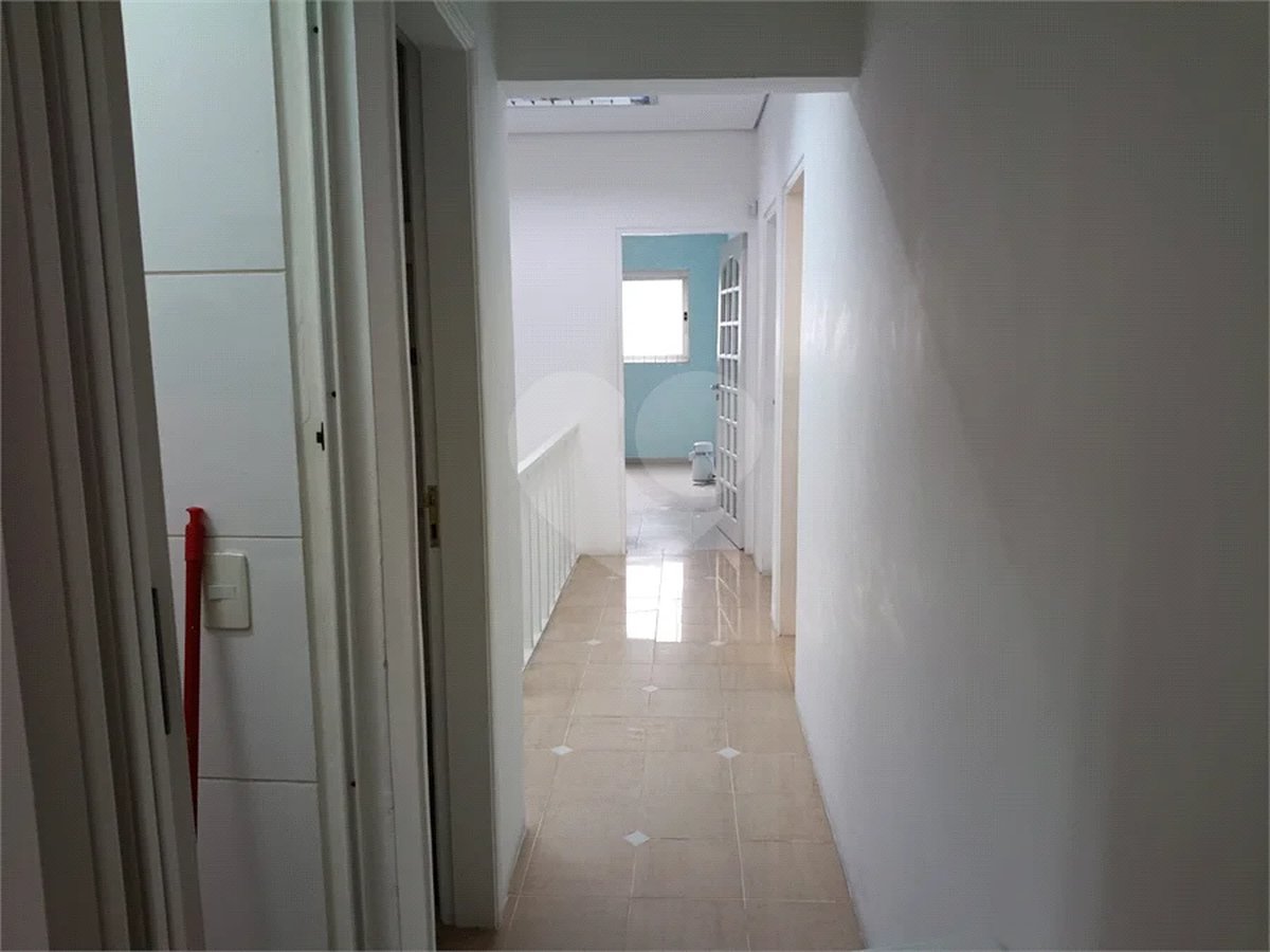Casa comercial com 7 salas, 2 vagas no Paraiso
