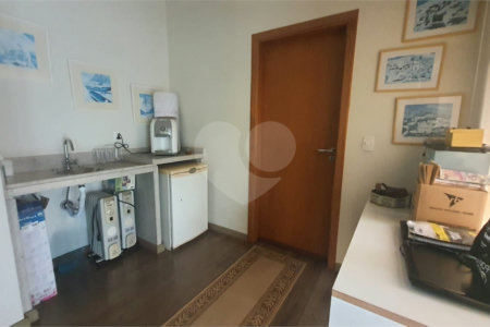 Casa no condomínio Damha II á venda!