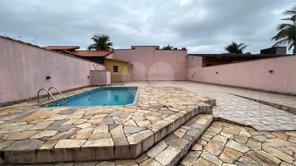 Casa à venda com 3 quartos, sendo 1 suíte,  em Morada da Praia, Bertioga, SP