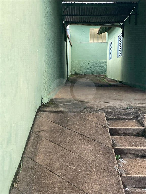 Casa térrea para venda na Vila Faria.