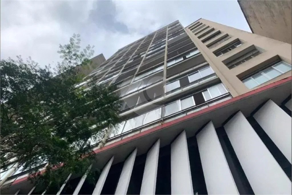 APARTAMENTO COM 1 DORMITORIO 46 METROS/SANTA EFIGENIA ACEITA FINANCIAMENTO