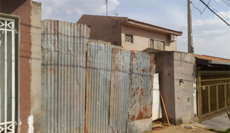 Casa à venda com 2 quartos, sendo 1 suíte,  em Residencial Monsenhor Romeu Tortorelli, São Carlos, SP