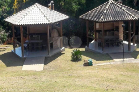 Belo terreno no Condomínio Santa Isabel II - Louveira SP.