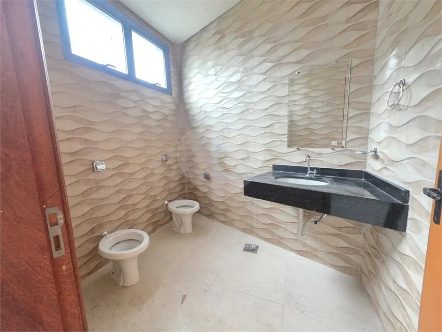 Prédio Comercial para Locação no Jardim Santo Antônio em Valinhos/SP