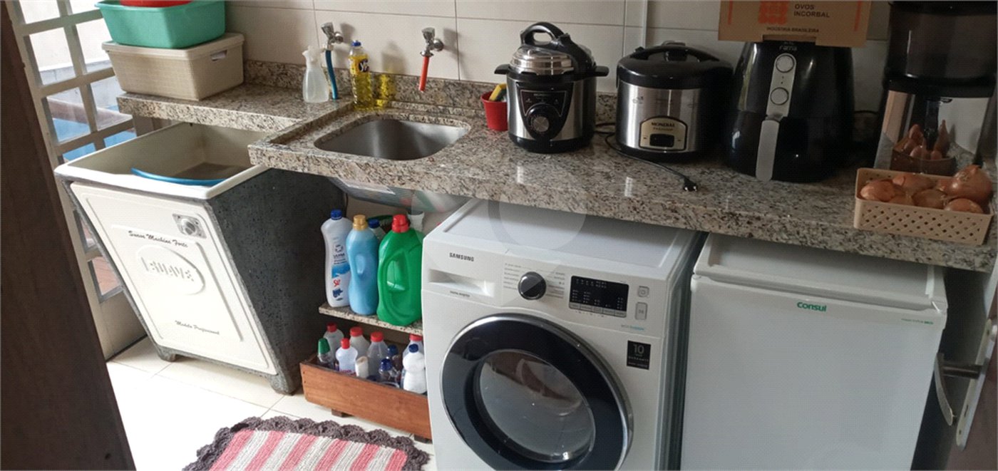 Chácara à venda com 3 quartos, sendo 2 suítes,  em Monterrey, Louveira, SP