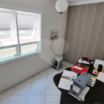 Sobrado com 4 suítes, 5 vagas e Piscina - Palmas do Tremembé