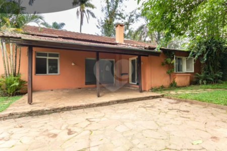 Casa térrea com 3 quartos sendo 1 suíte 2 vagas á venda em Alto da Boa Vista, São Paulo - SP