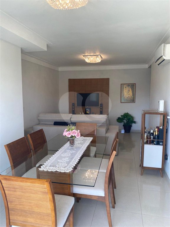 Apartamento à Venda no Edifício Victoria Park