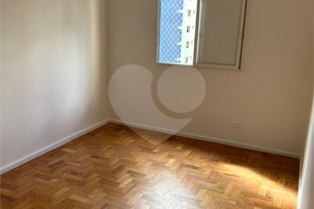 locação dois dormitorios Moema Pássaros