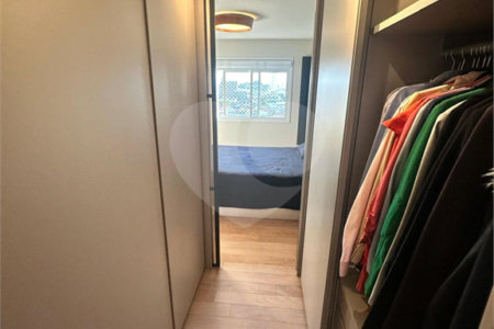 Apartamento à venda no bairro Vila Regente Feijó com 165 m² de área útil construída, com 3 dormitórios, sendo 3 suítes,Mobiliado com 3 Suítes 3 Vagas no Araribá Home Resort